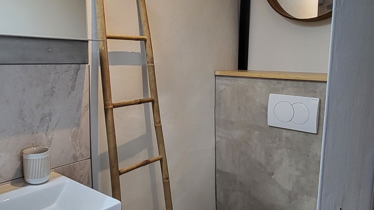Photo of Bathroom in La Flotte