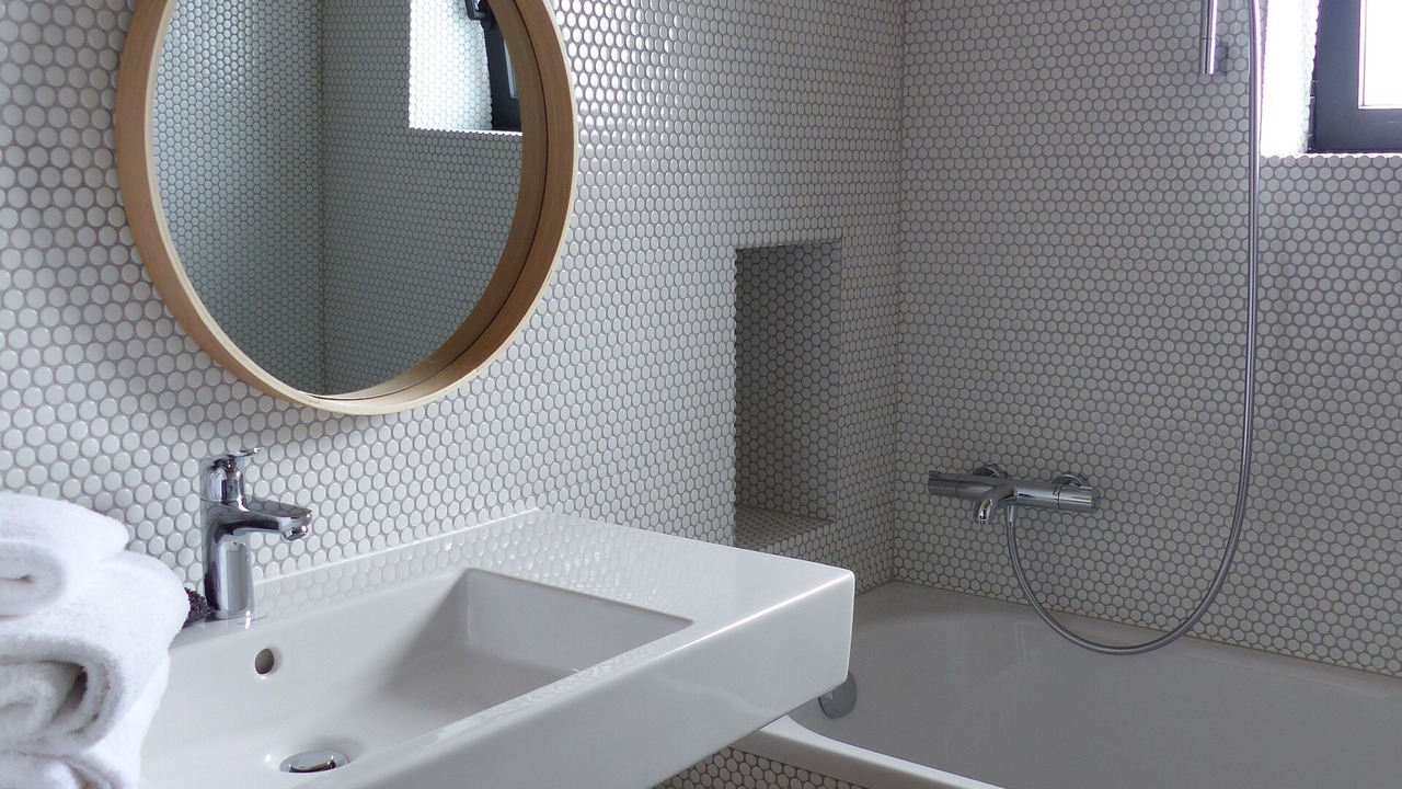 Photo of Bathroom in Penvenan