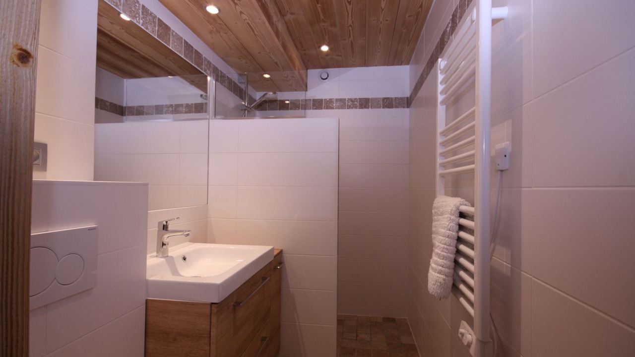 Photo of Bathroom in Le Bettaix
