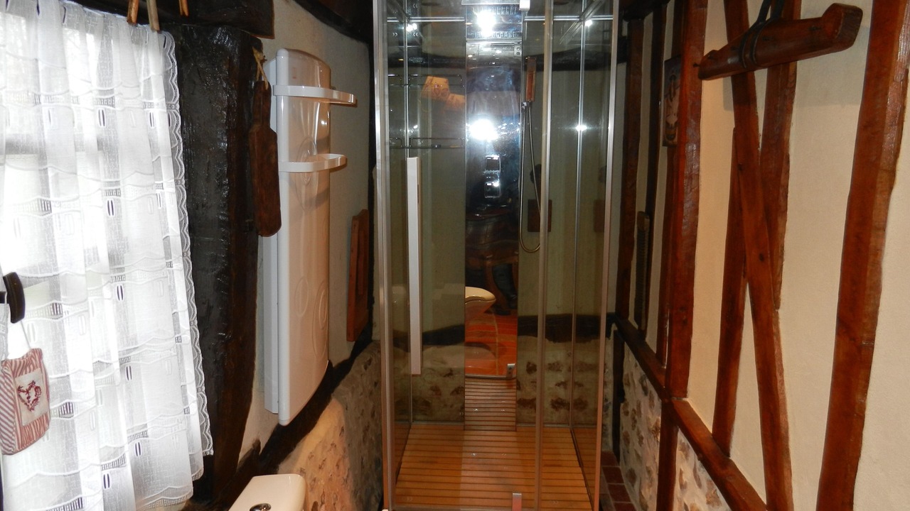 Photo of Bathroom in Calleville