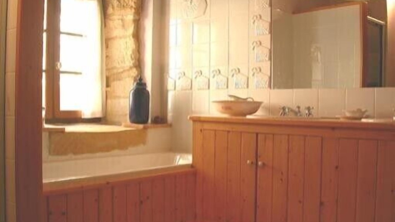 Photo of Bathroom in Les Eyzies