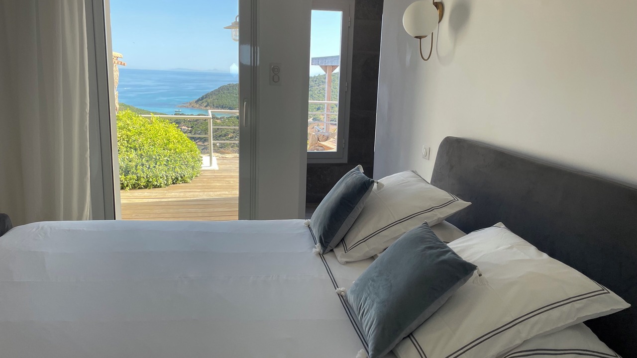 Photo of Bedroom in Pinarellu