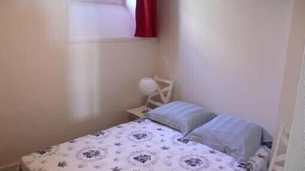 Photo of Bedroom in La Rochelle City Centre