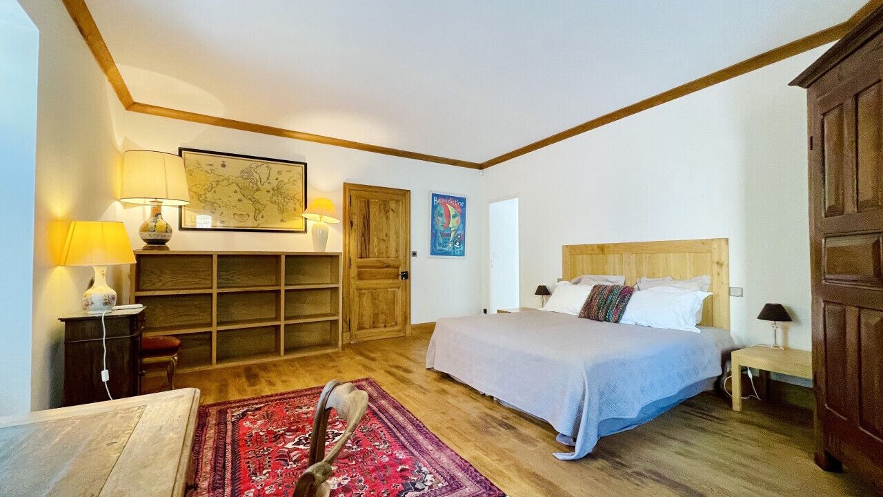 Photo of Bedroom in Domme