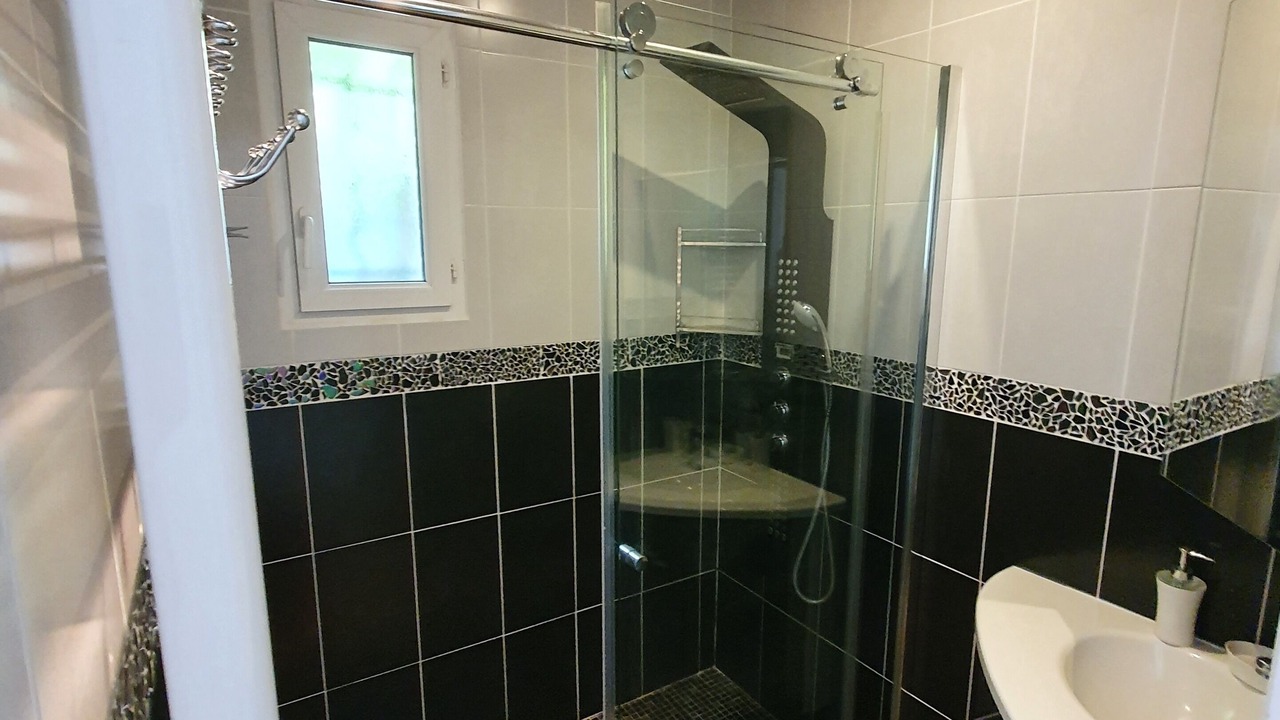 Photo of Bathroom in Les Adrets-de-l'Esterel