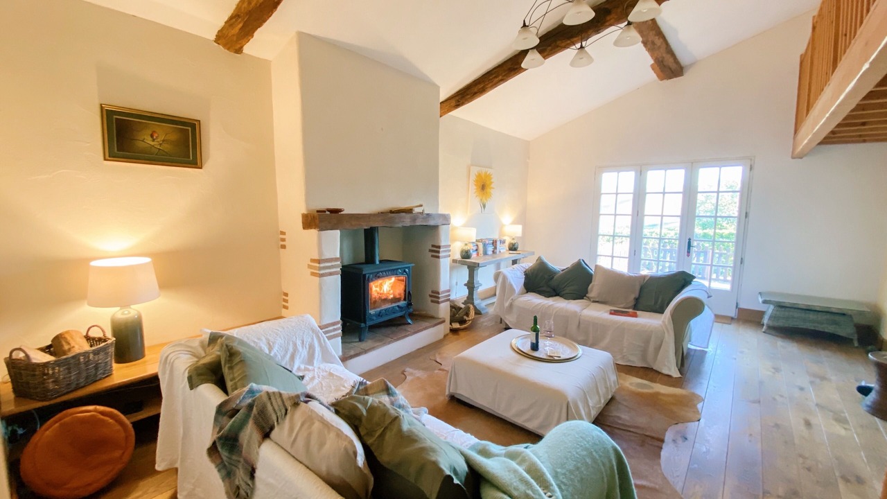Photo of Livingroom in Beaumont-de-Lomagne