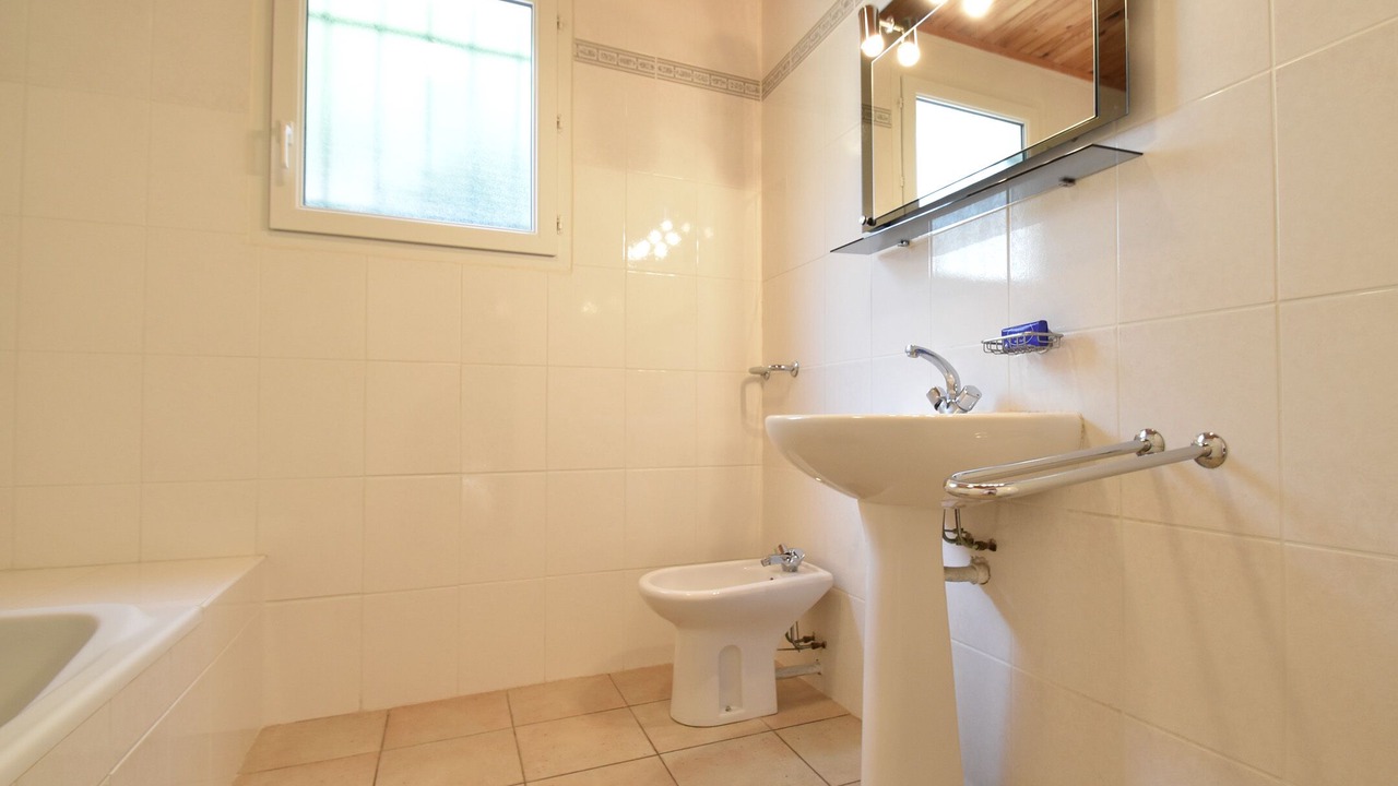 Photo of Bathroom in Argeliers