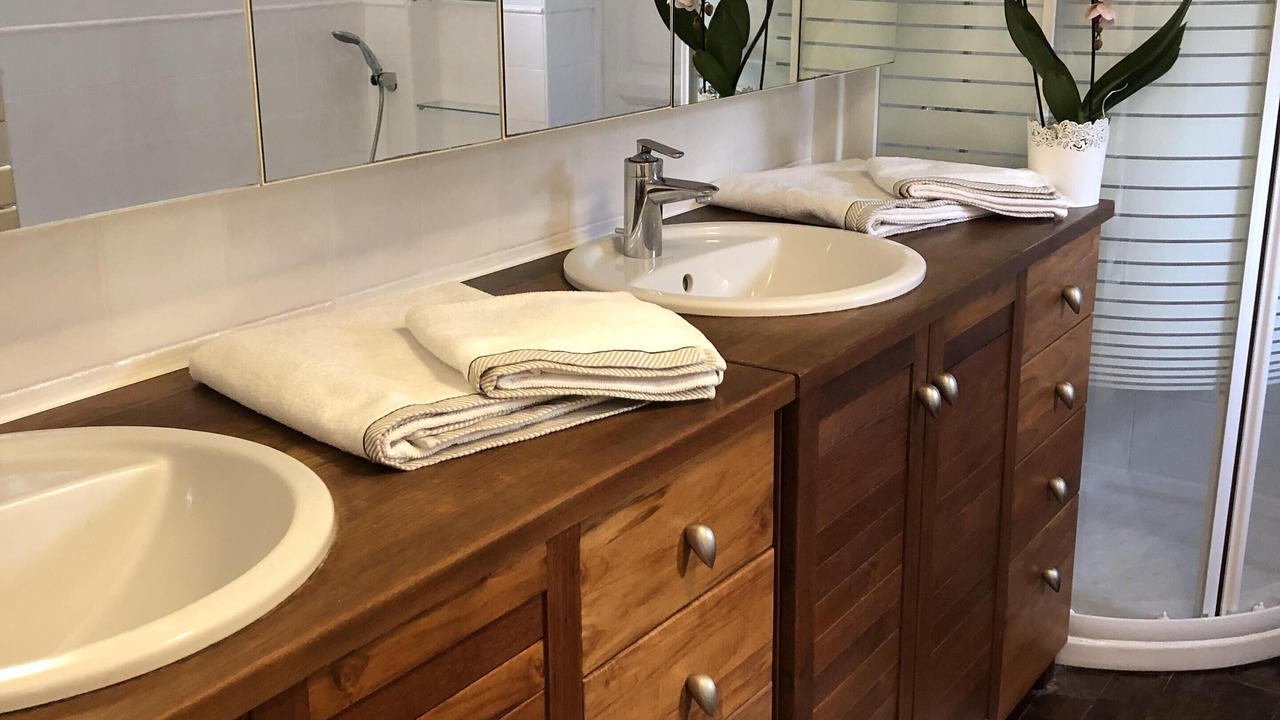 Photo of Bathroom in Beaurepaire