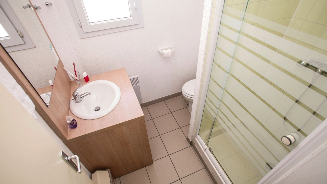 Photo of Bathroom in Le Chateau-d'Oleron