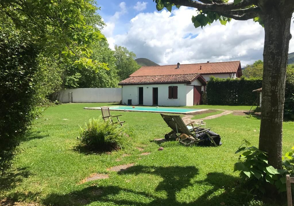 Photo of Outdoor in Ascain
