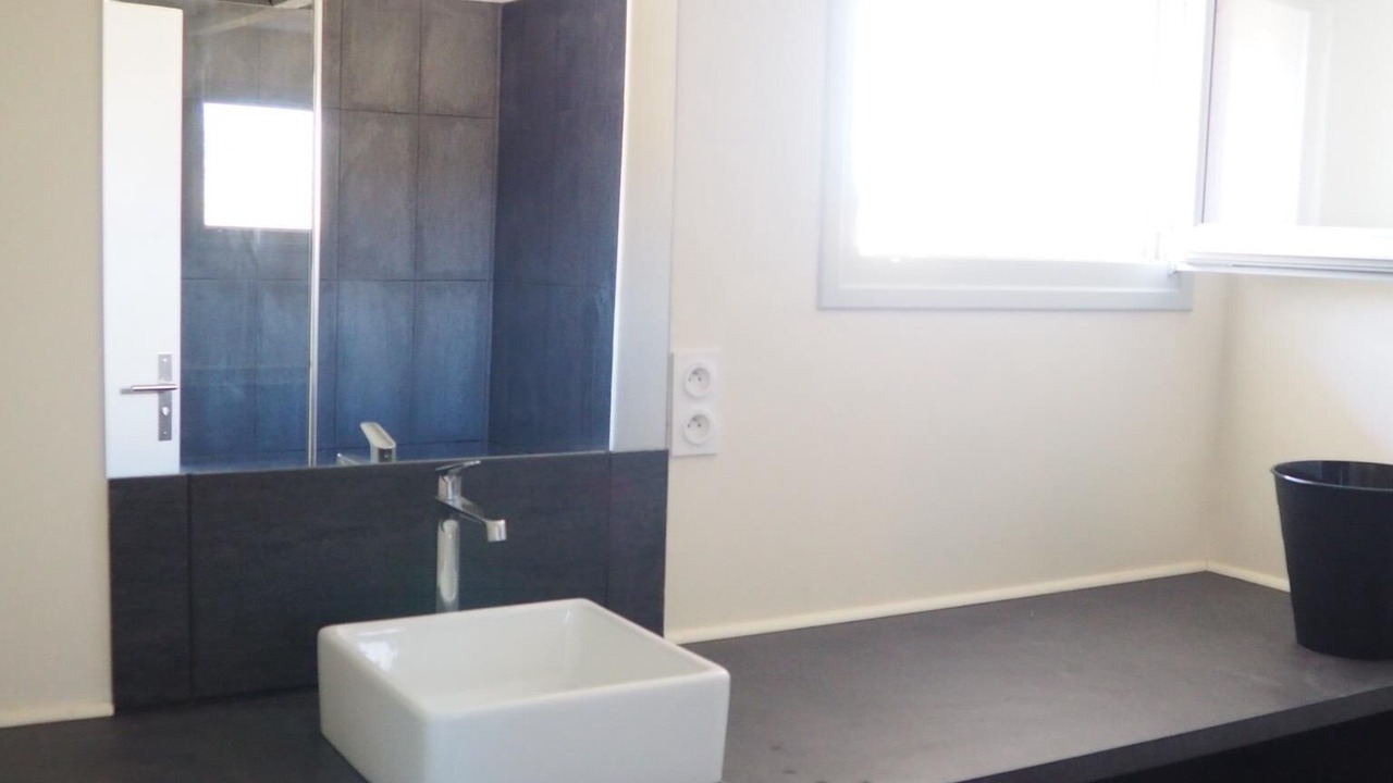 Photo of Bathroom in Azay-le-Brule