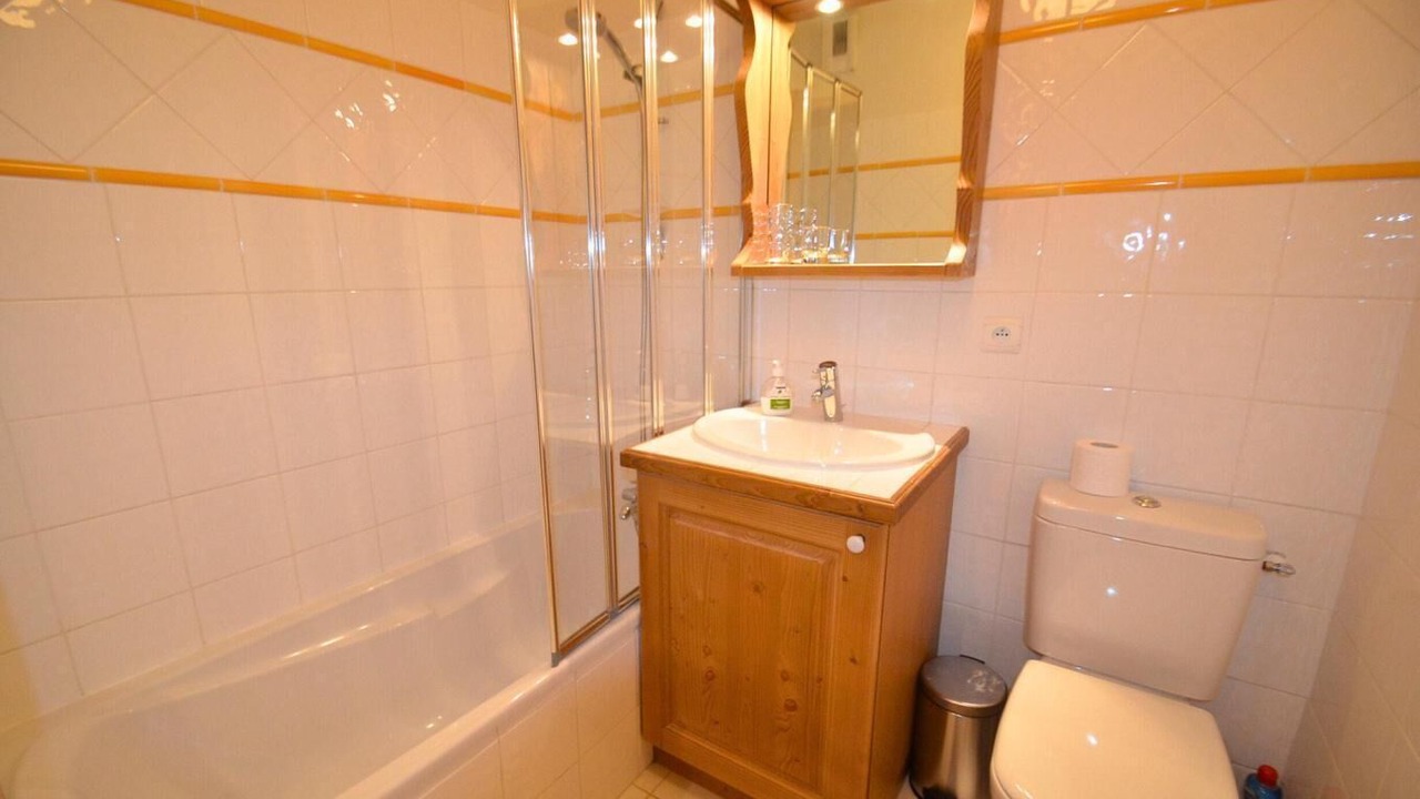 Photo of Bathroom in Le Bettaix