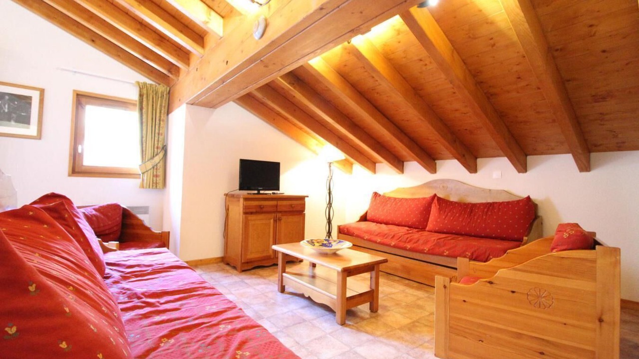 Photo of Livingroom in Lanslevillard