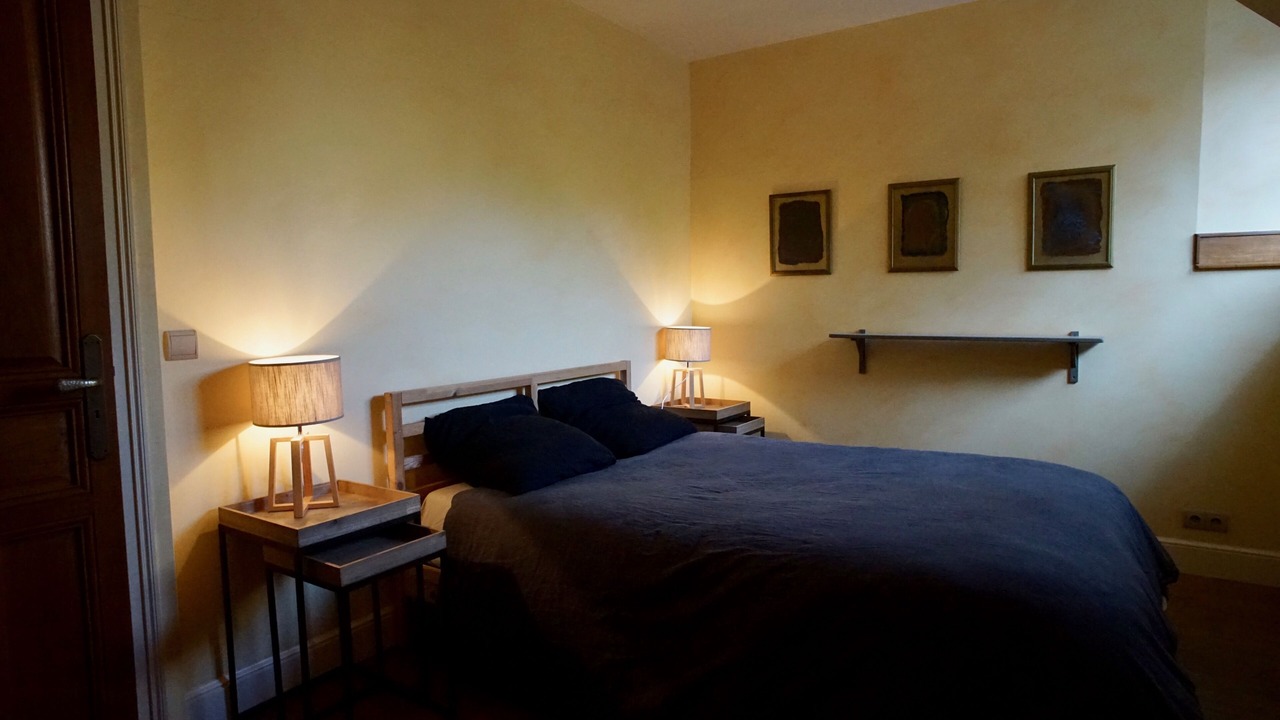 Photo of Bedroom in Charge
