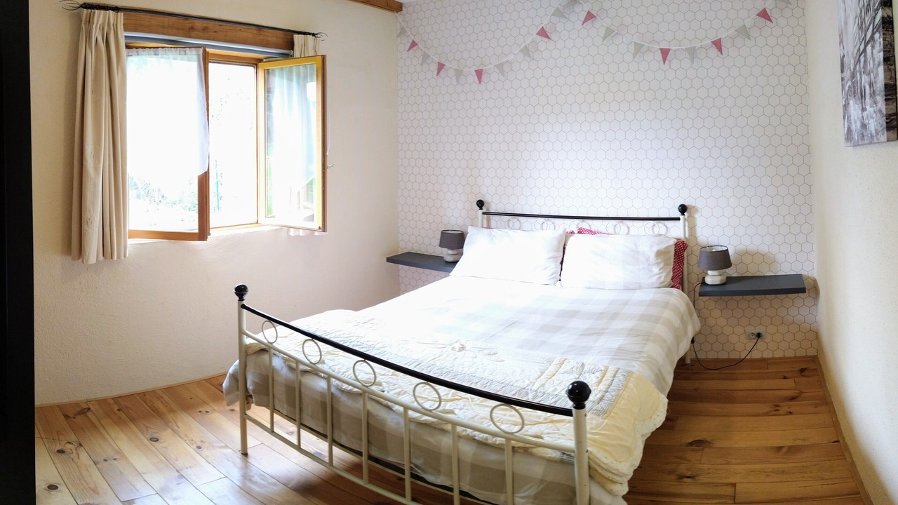 Photo of Bedroom in Domme
