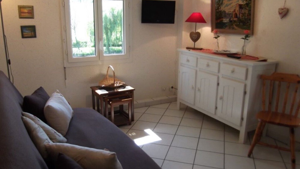 Photo of Livingroom in Lisle