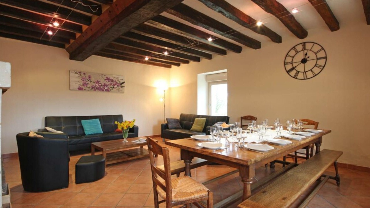 Photo of Others in Mauves-sur-Huisne