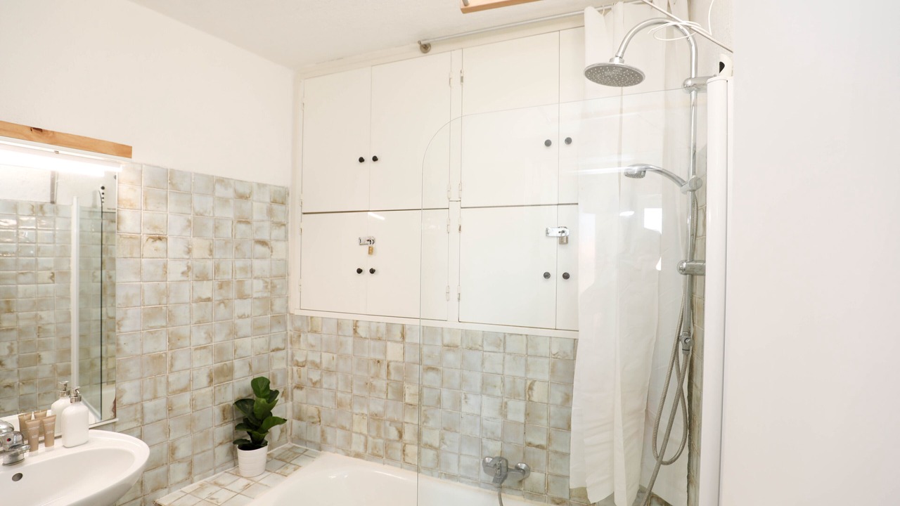 Photo of Bathroom in Antibes Old Town