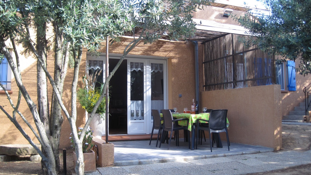 Photo of Outdoor in Montseret