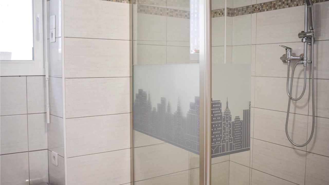 Photo of Bathroom in Plevenon