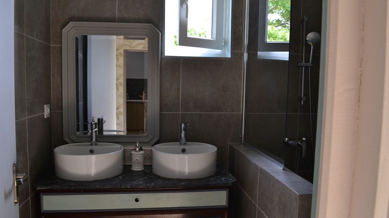 Photo of Bathroom in Duravel