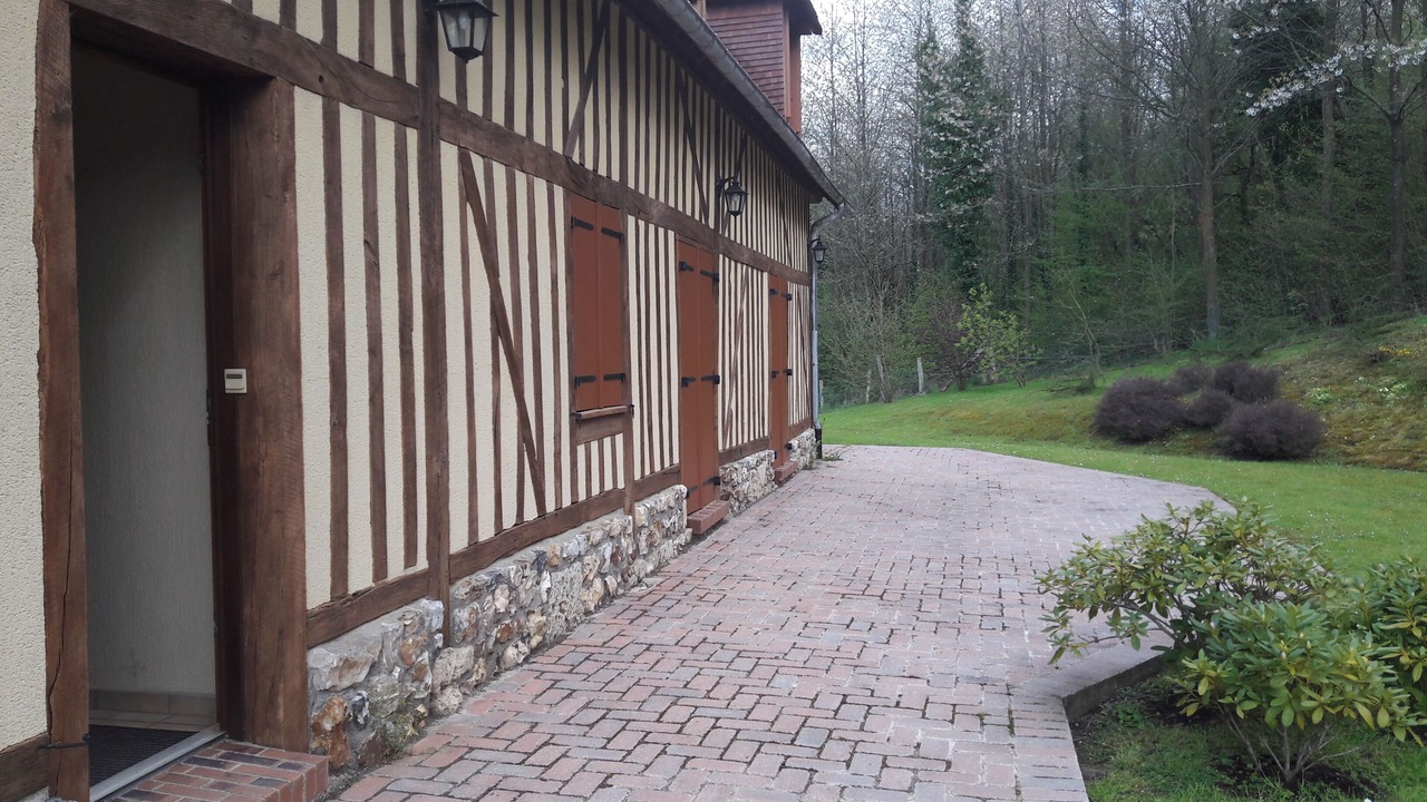 Photo of Outdoor in Fiquefleur-Equainville