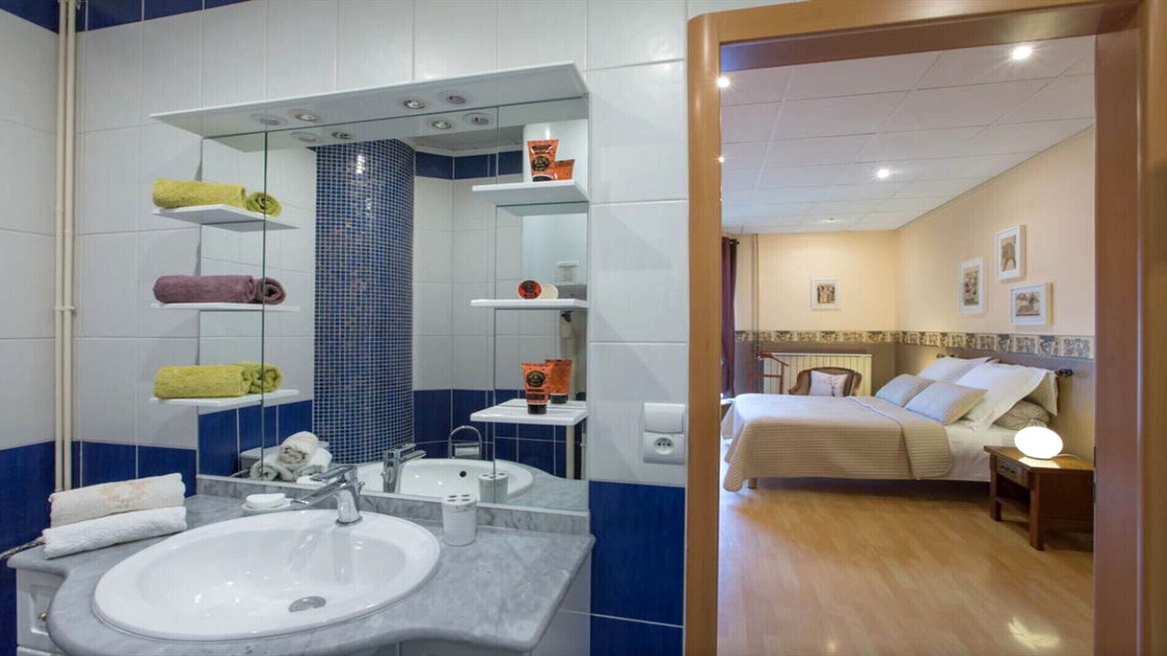 Photo of Bathroom in Metz-Centre – Ancienne Ville