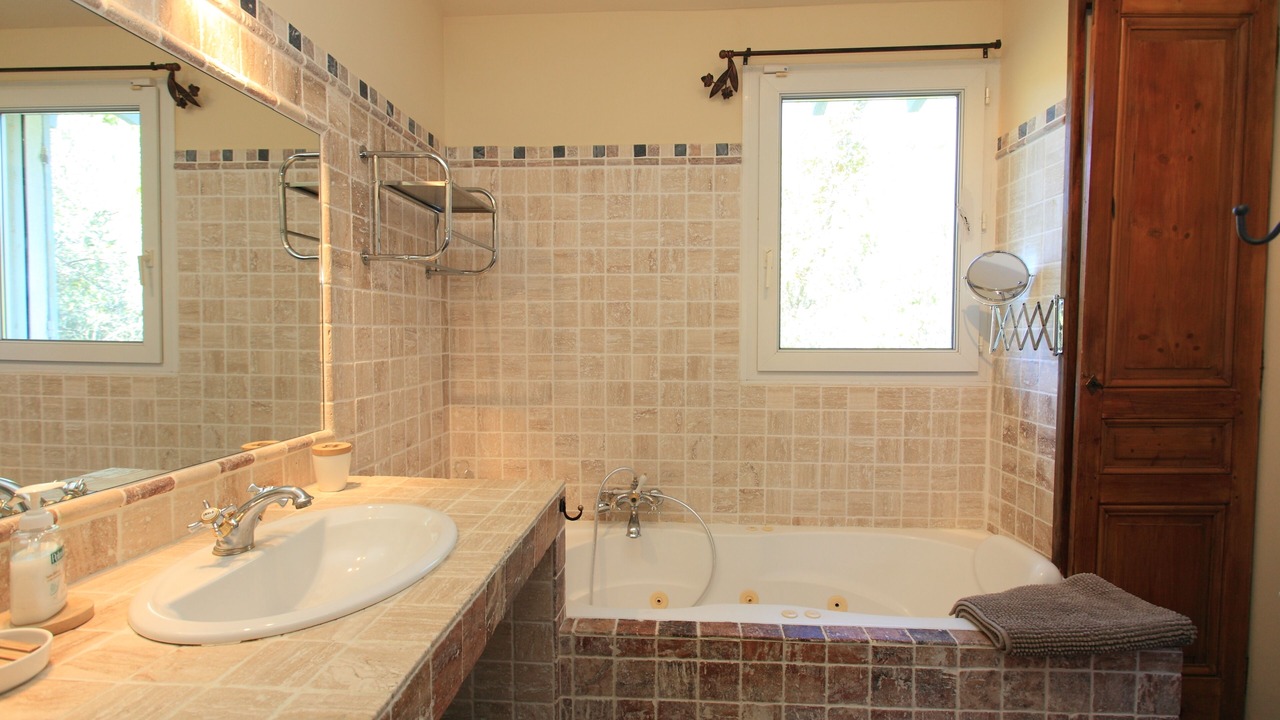 Photo of Bathroom in Saumane-de-Vaucluse