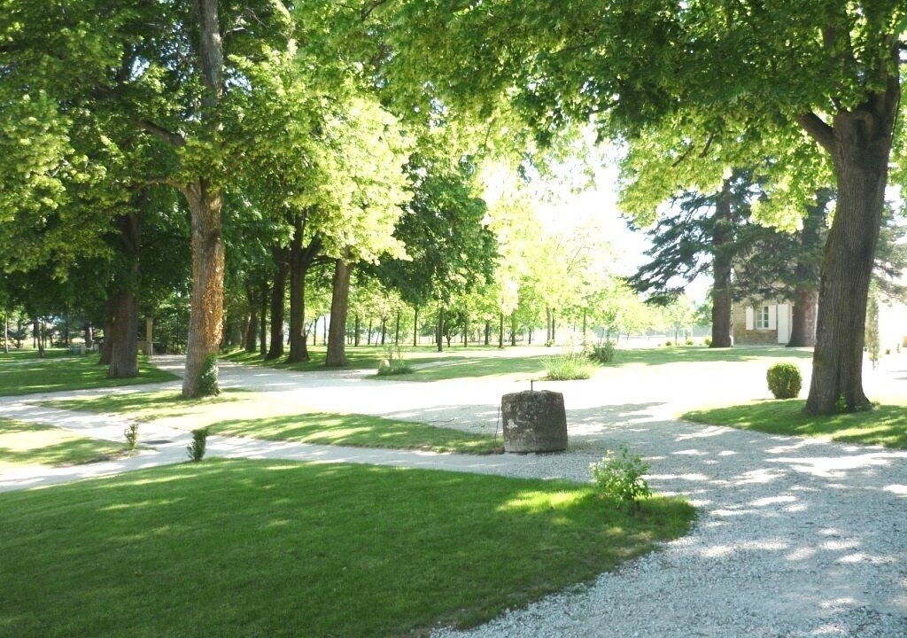 Photo of Outdoor in Divajeu