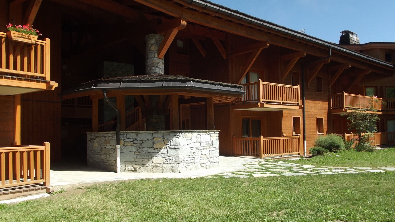 Photo of Outdoor in Arc-1800