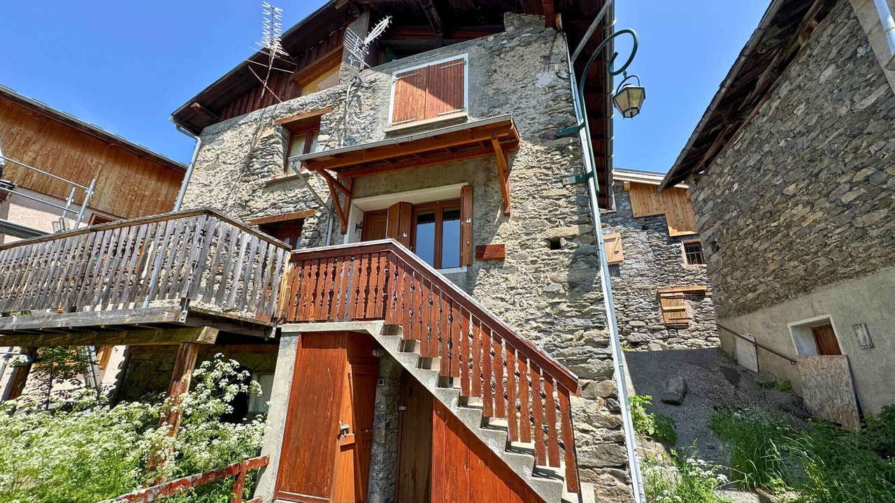 Photo of Outdoor in Praranger