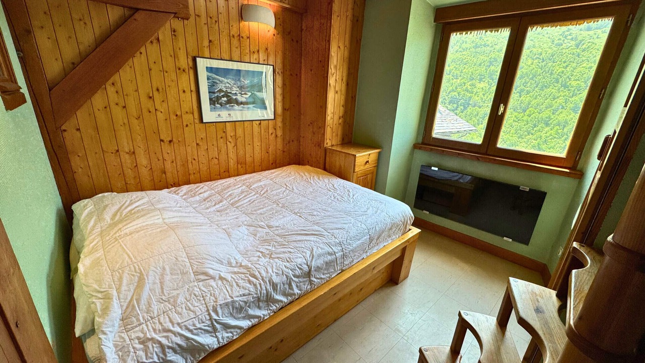 Photo of Bedroom in Praranger