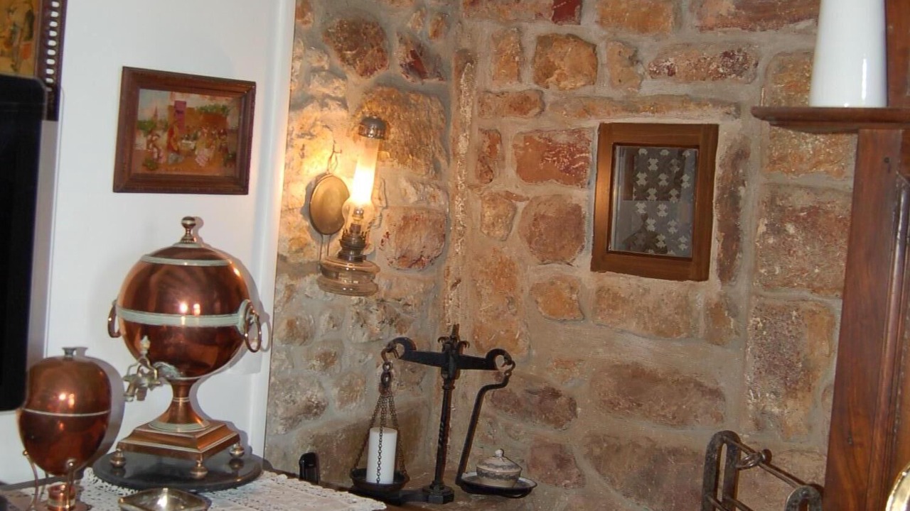 Photo of Others in Grives