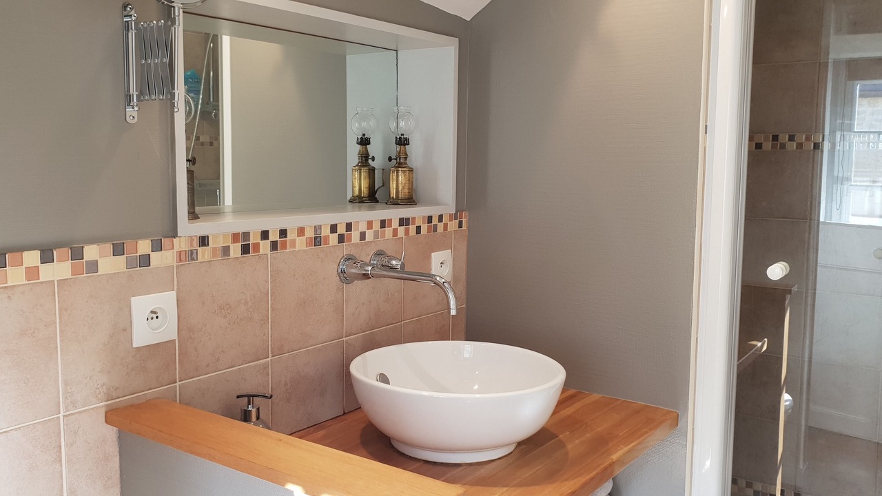 Photo of Bathroom in Port-en-Bessin-Huppain
