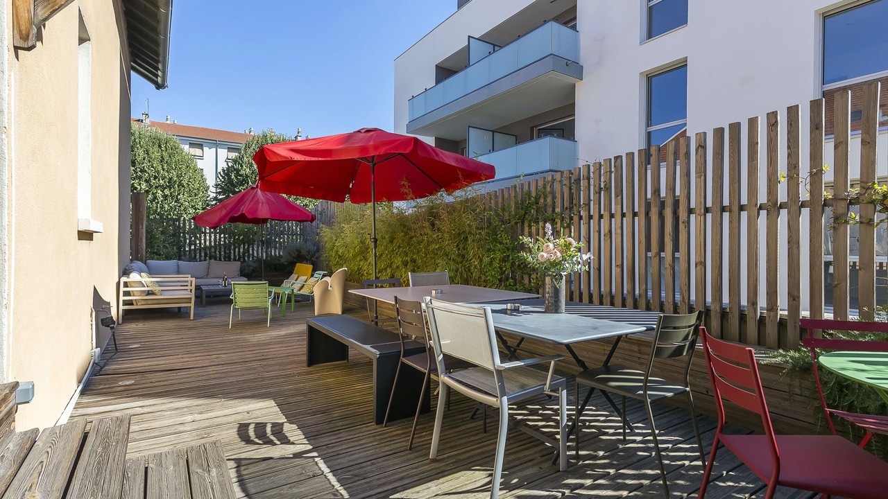 Photo of Outdoor in Zola - Pressense
