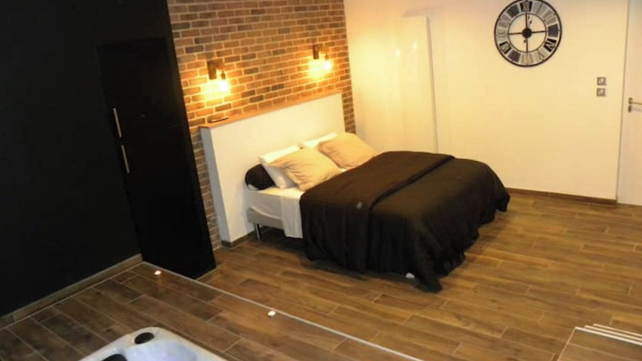 Photo of Bedroom in Ferriere-la-Grande