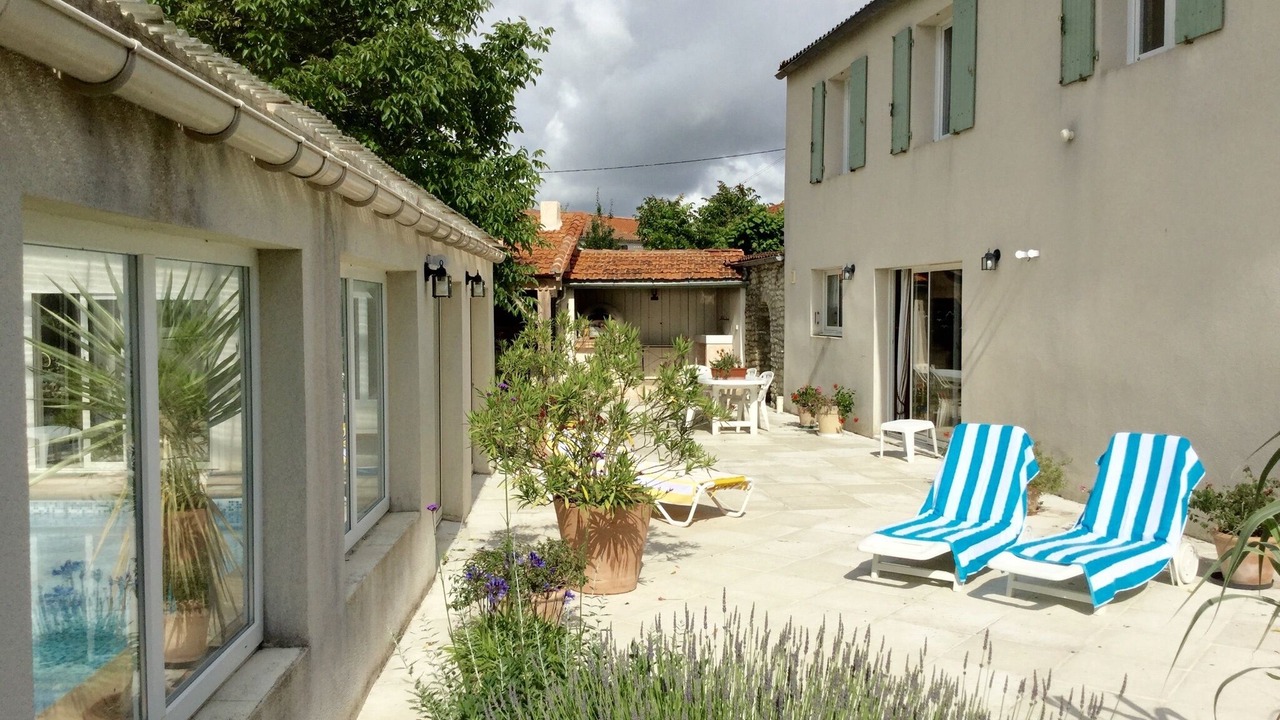 Photo of Patio Balcony in Le Thou
