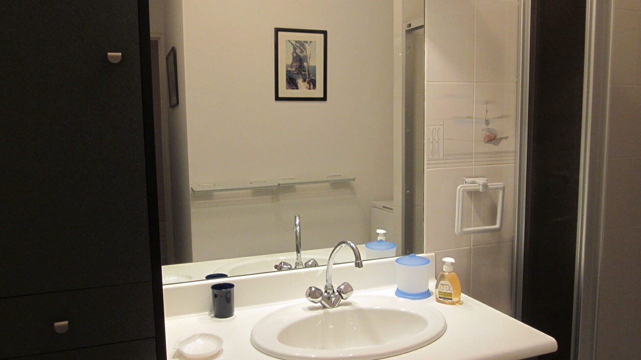 Photo of Bathroom in Barneville-Carteret