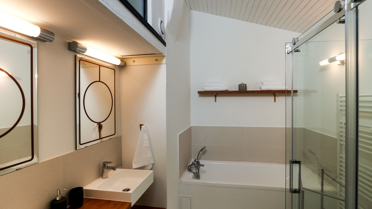 Photo of Bathroom in Saint - Aubin - Dupuy