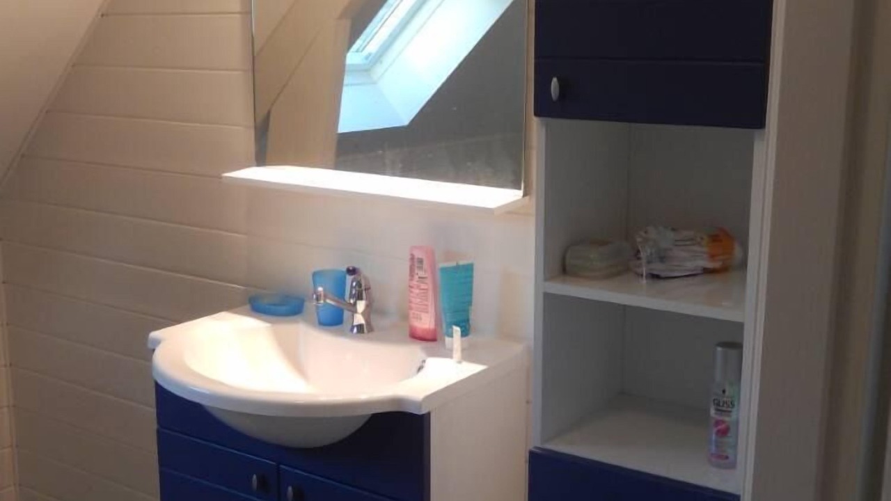 Photo of Bathroom in Crasville