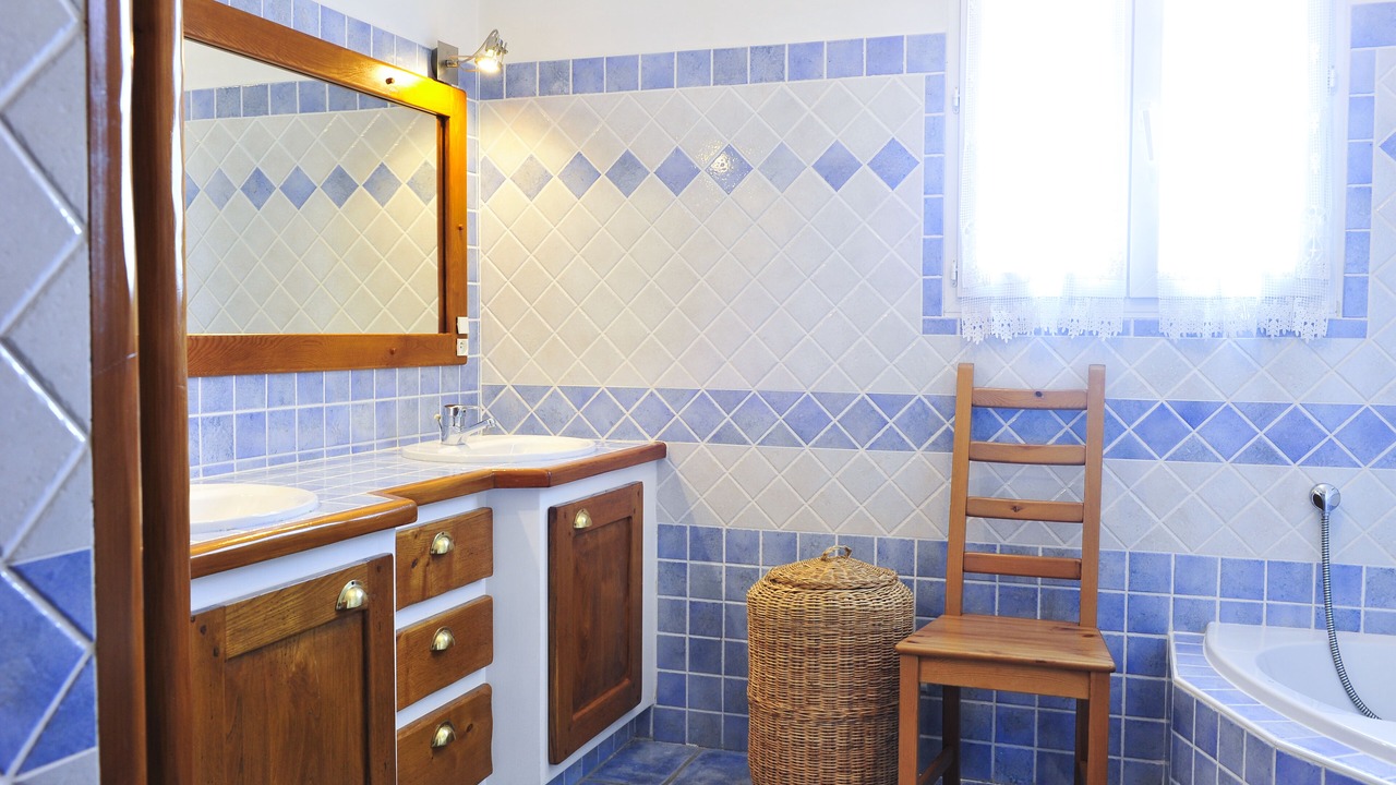 Photo of Bathroom in Puymeras