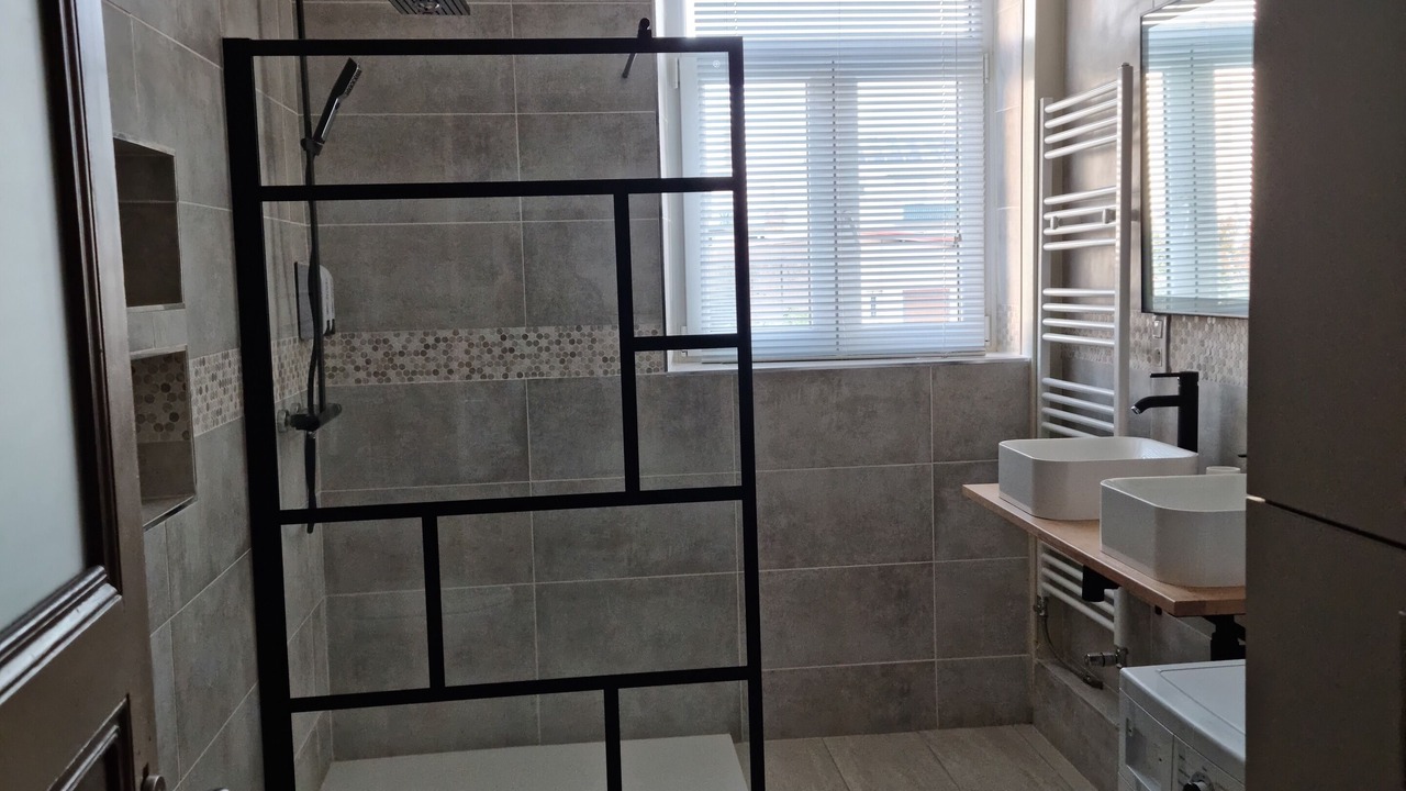 Photo of Bathroom in Saint Joseph/Mittelharth