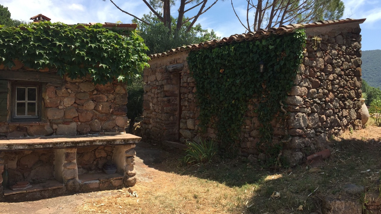 Photo of Outdoor in Les Mayons