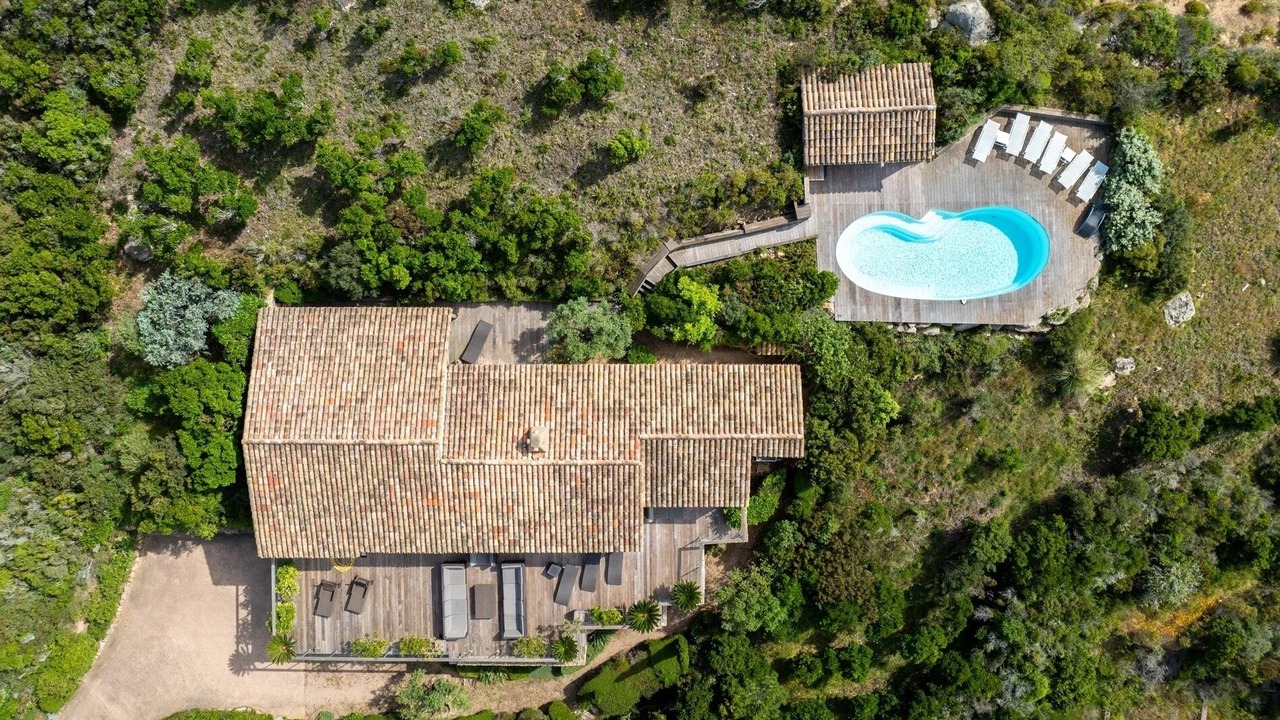 Photo of Outdoor in Bonifacio
