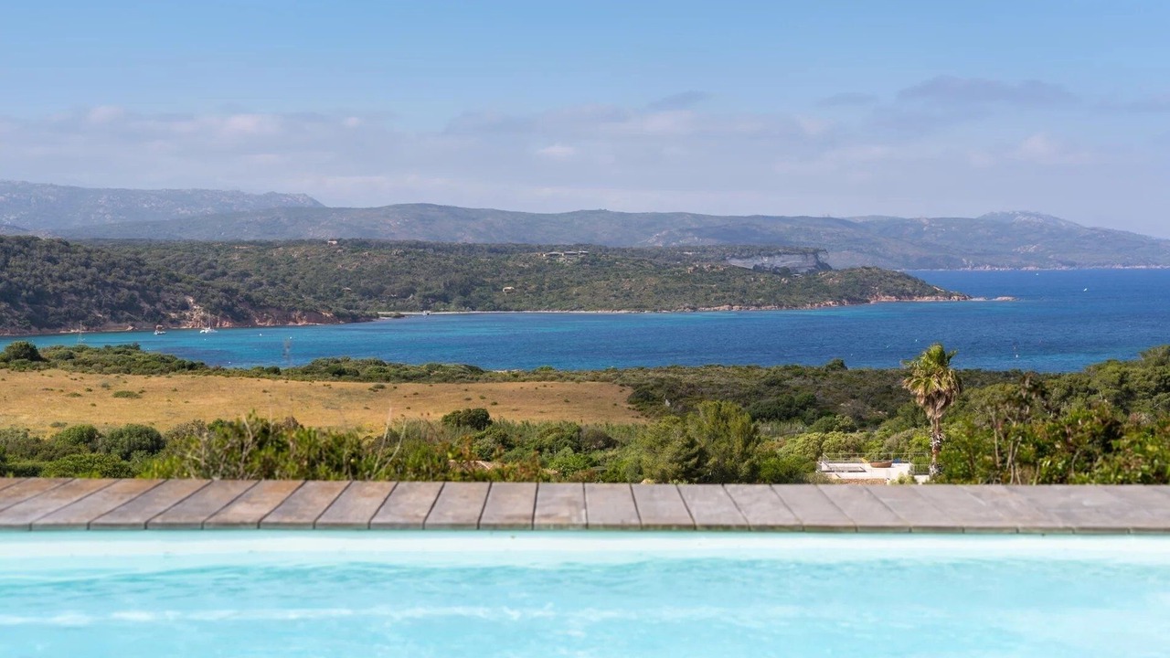 Photo of Outdoor in Bonifacio