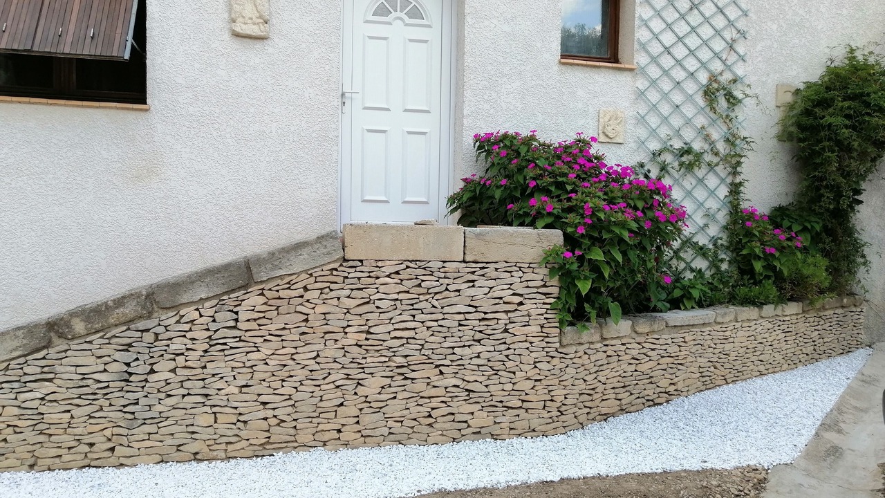 Photo of Outdoor in Aubais