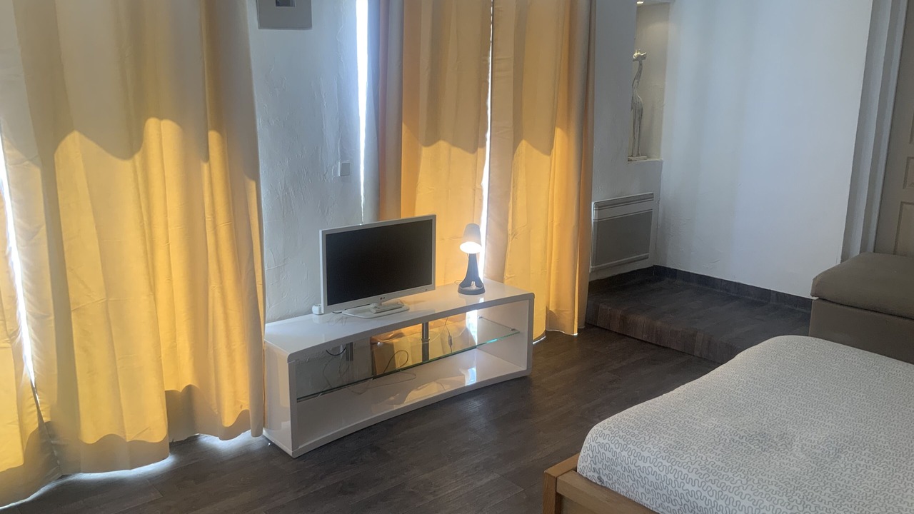 Photo of Bedroom in 7th Arrondissement