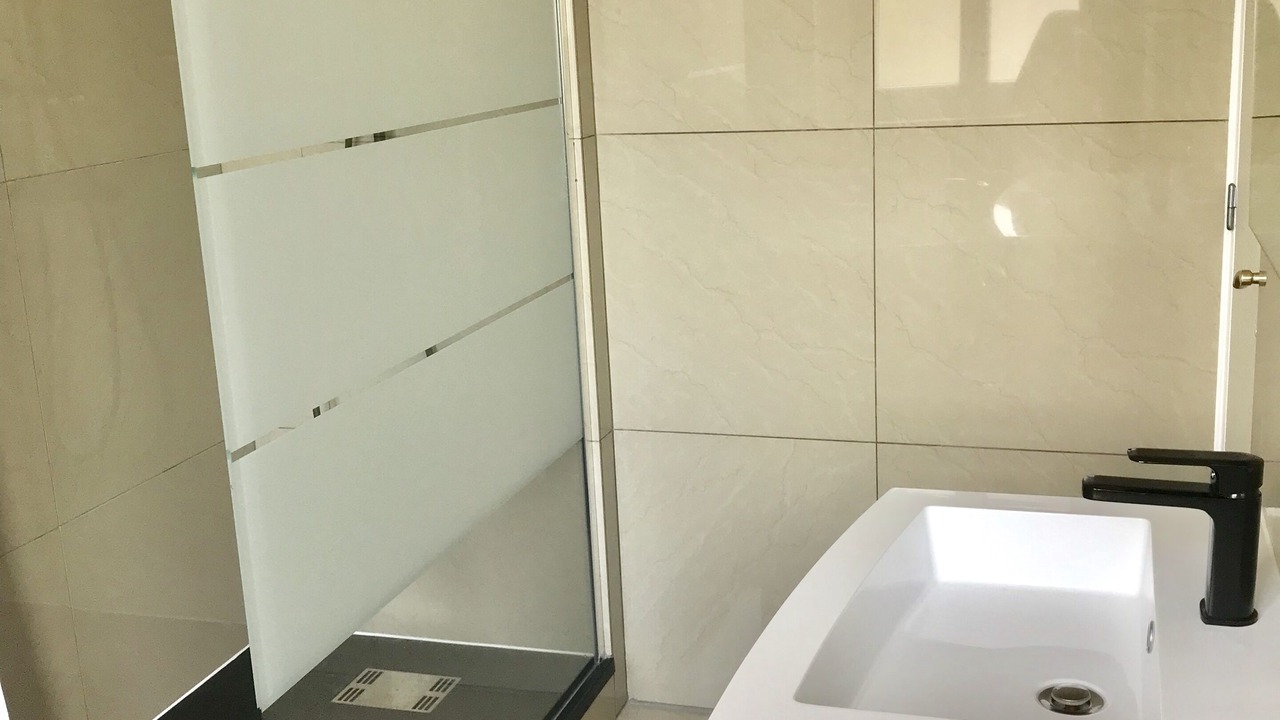 Photo of Bathroom in Elbeuf