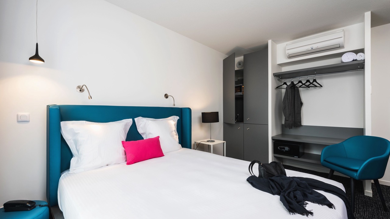 Photo of Bedroom in Talence