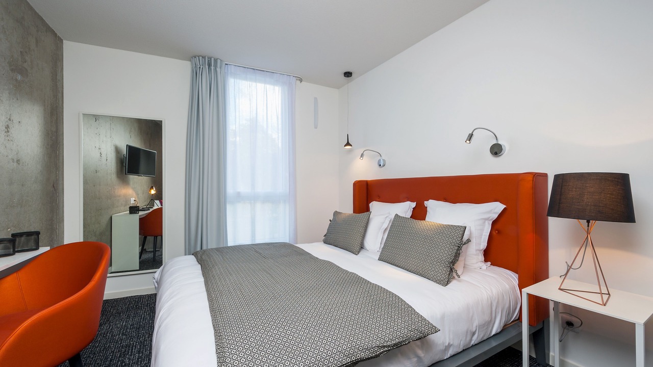 Photo of Bedroom in Talence